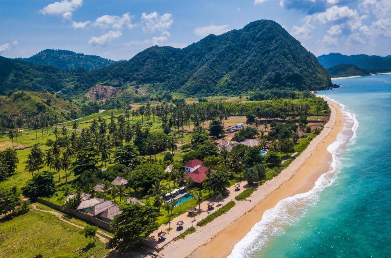 Segara Lombok Beach Resort Selong Belanak Exterior photo