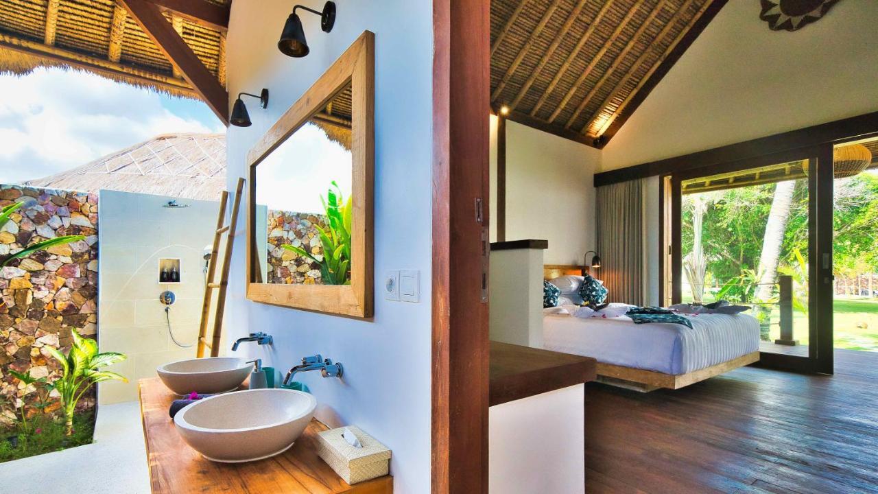 Segara Lombok Beach Resort Selong Belanak Exterior photo
